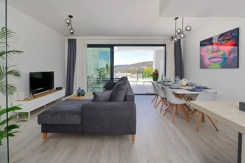 New Modern House With Private Pool Villa Manilva